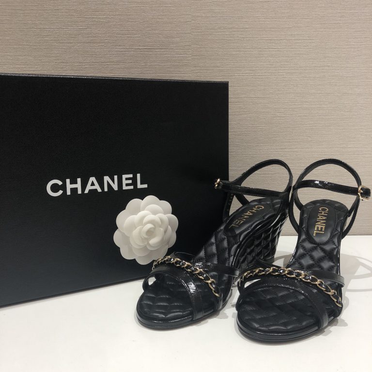 シャネル マトラッセ サンダル