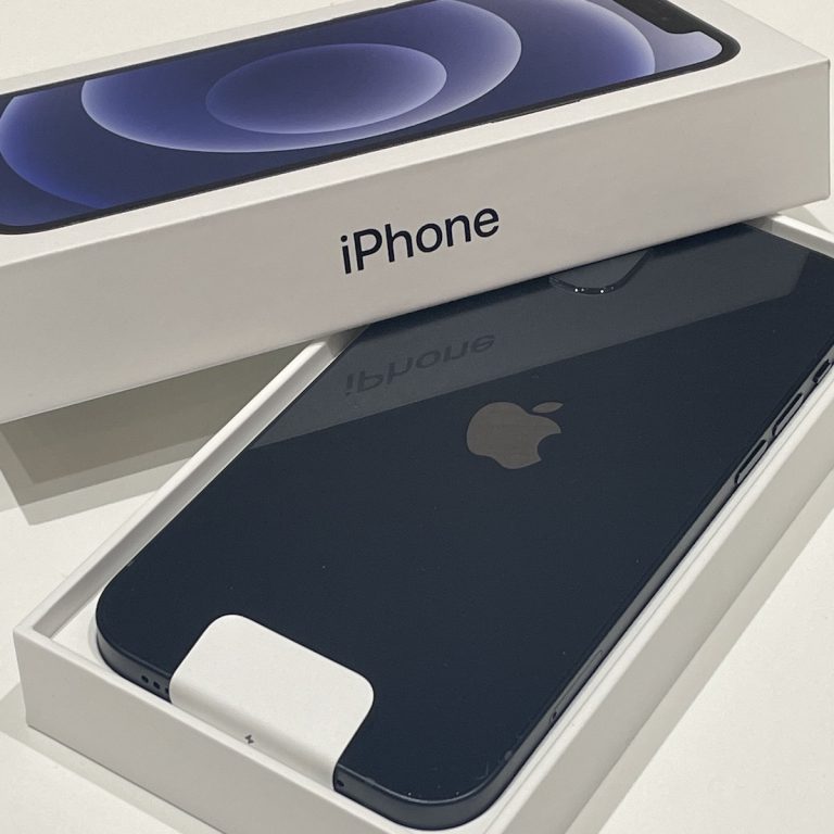 iPhone12 64GB docomo 新品未使用